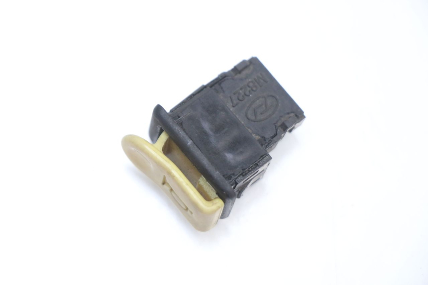 photo de HORN SWITCH HONDA WALLAROO DX 50 (1993 - 1996) - Alternative perspective