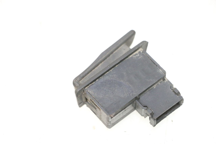photo de HORN SWITCH YAMAHA XMAX X-MAX 125 (2006 - 2009) - Zoom on usage condition