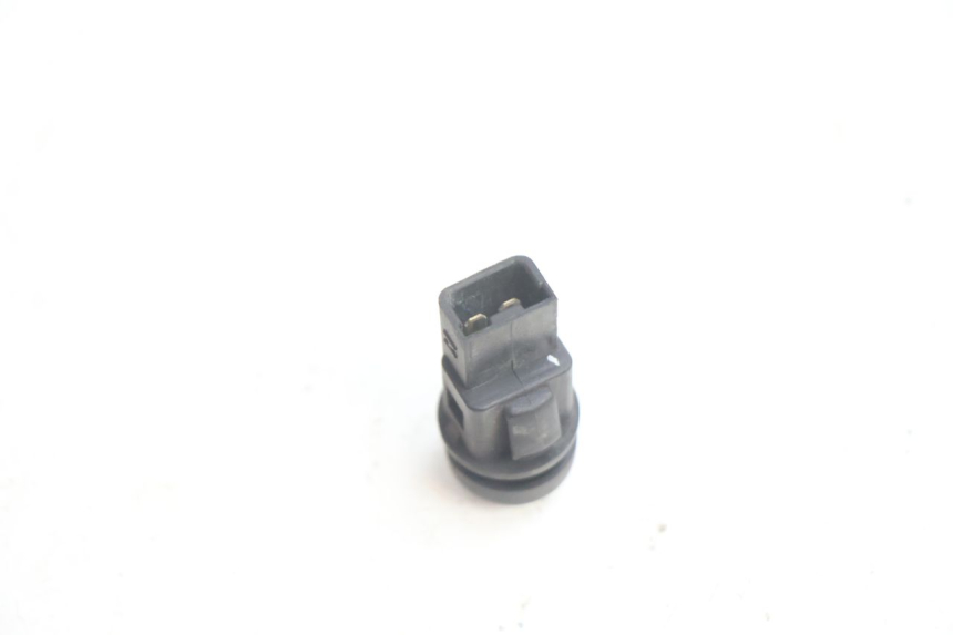 photo de HORN SWITCH PIAGGIO X9 EVOLUTION 125 (2003 - 2007) - Alternative perspective
