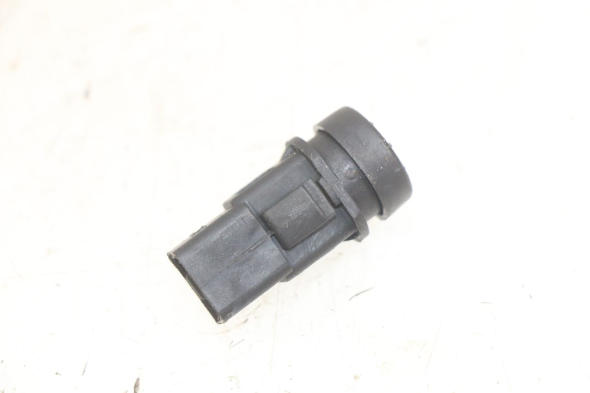photo de HORN SWITCH PIAGGIO XEVO - X EVO 125 (2007 - 2017) - Component detail