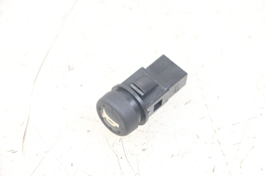 photo de HORN SWITCH PIAGGIO ZIP 2T 50 (2009 - 2019) - Zoom on usage condition