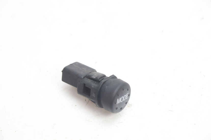 photo de HANDLEBAR SWITCH PIAGGIO MP3 LT 400 (2007 - 2012) - Component detail