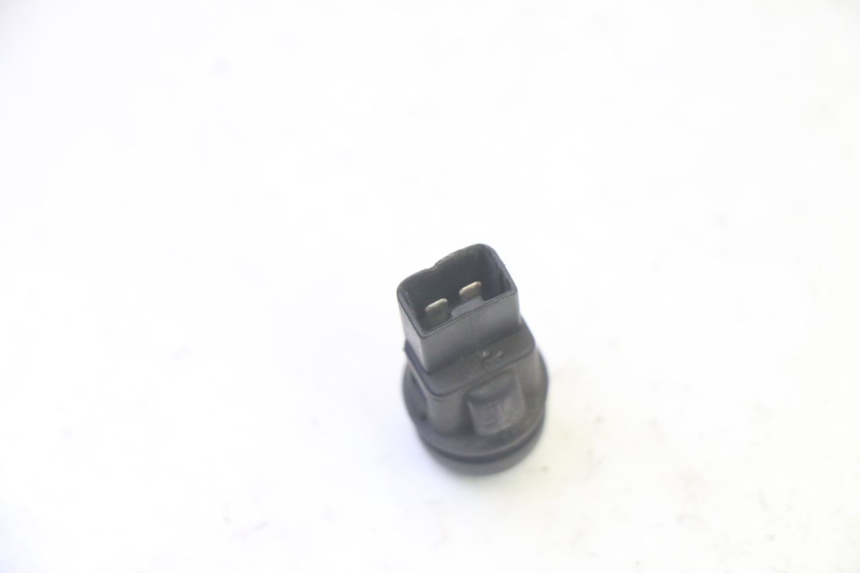 photo de COMMODO PIAGGIO MP3 RL 250 (2006 - 2010) - Alternative perspective