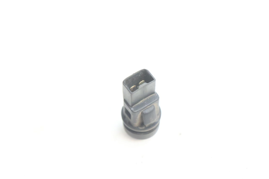 photo de SEAT RELEASE SWITCH PIAGGIO X8 STREET 125 (2006 - 2007) - Alternative perspective