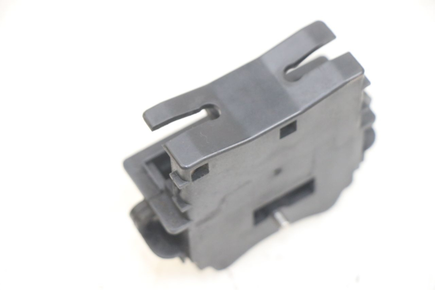 photo de COMMODO HONDA PCX (JF47) 125 (2012 - 2013) - Zoom on usage condition