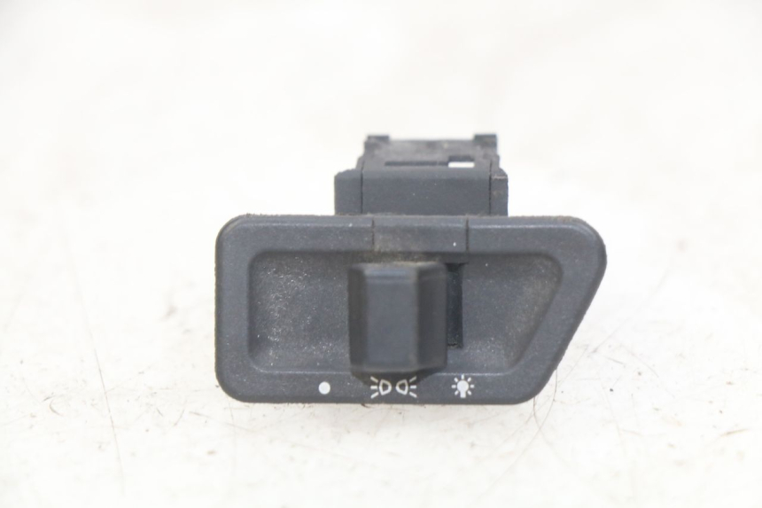 photo de HEADLIGHT SWITCH HONDA FES PANTHEON 2T 125 (1998 - 2002) - Main view