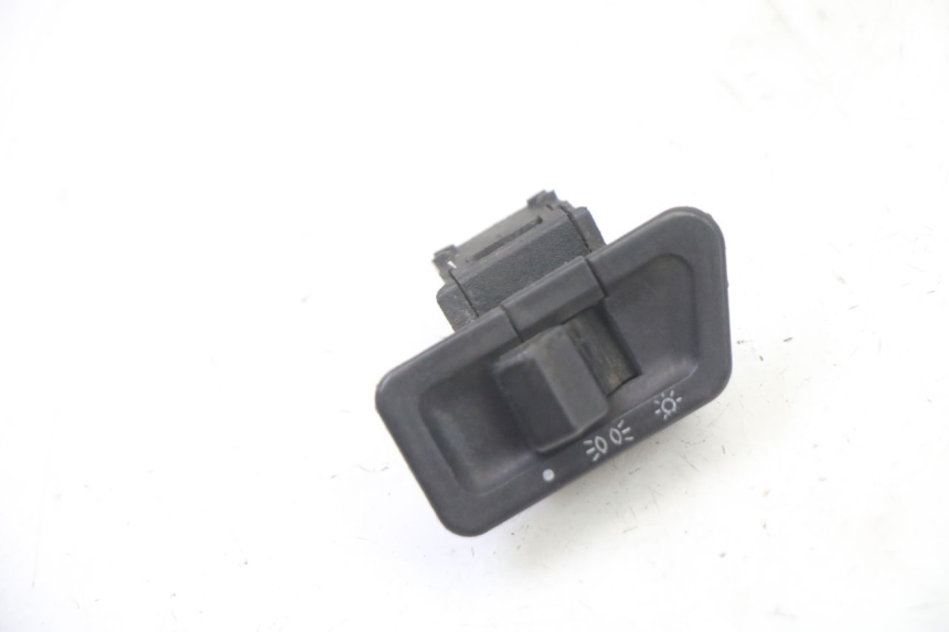 photo de HEADLIGHT SWITCH SYM FIDDLE 2 S 125 (2012 - 2014) - Component detail