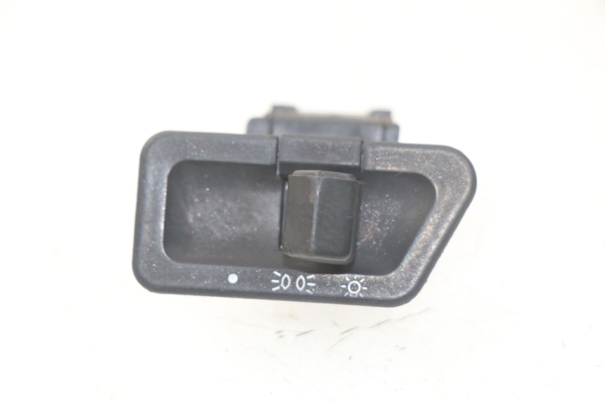 photo de HEADLIGHT SWITCH KYMCO LIKE 4T 50 (2009 - 2018) - Main view