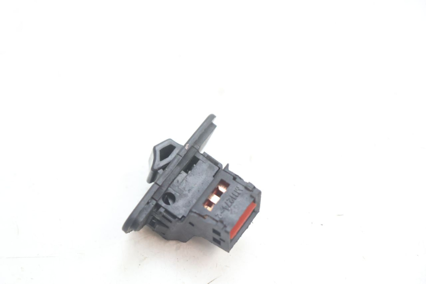 photo de HEADLIGHT SWITCH KYMCO MOVIE S 125 (2009 - 2018) - Zoom on usage condition
