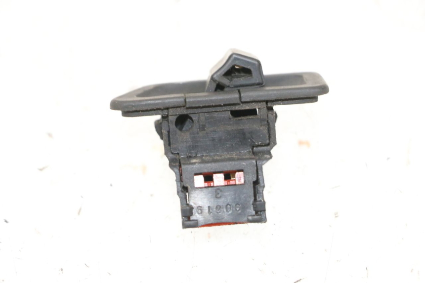 photo de HEADLIGHT SWITCH SYM ORBIT 2 4T 50 (2008 - 2017) - Zoom on usage condition
