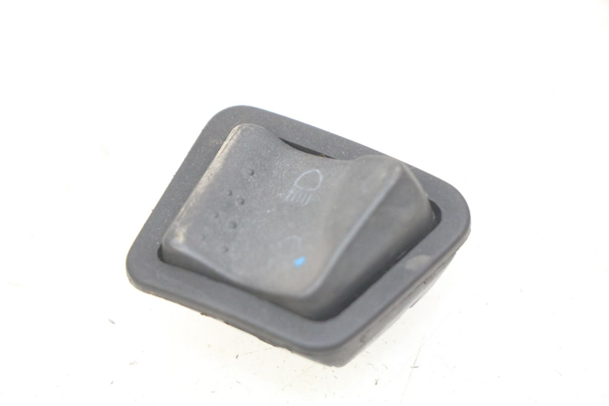 photo de HEADLIGHT HIGH BEAM SWITCH PIAGGIO FLY 100 (2006 - 2010) - Main view