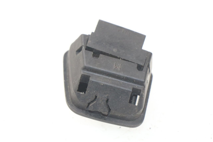 photo de HEADLIGHT HIGH BEAM SWITCH PIAGGIO LIBERTY 4T 50 (2004 - 2008) - Component detail