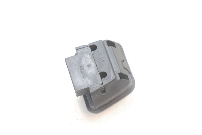 photo de HEADLIGHT SWITCH PIAGGIO LIBERTY IGET 4T 50 (2021 - 2025) - Alternative perspective