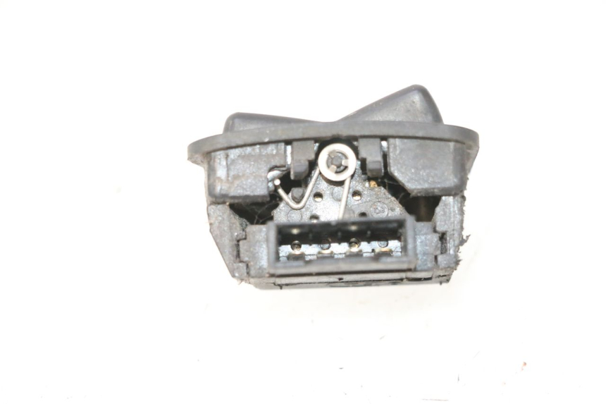 photo de HEADLIGHT SWITCH KYMCO LIKE 4T 50 (2019 - 2025) - Alternative perspective