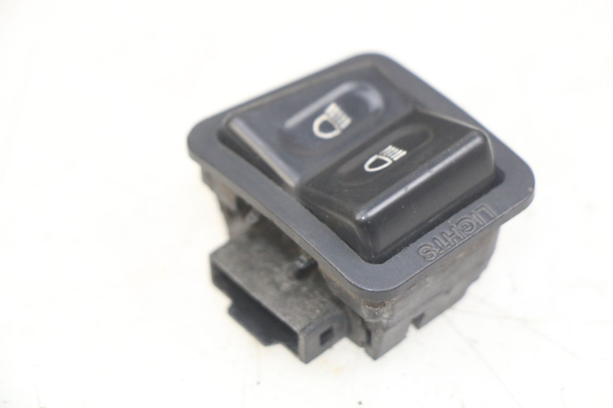 photo de HEADLIGHT SWITCH SYM ORBIT III 3 4T 50 (2021 - 2025) - Alternative perspective