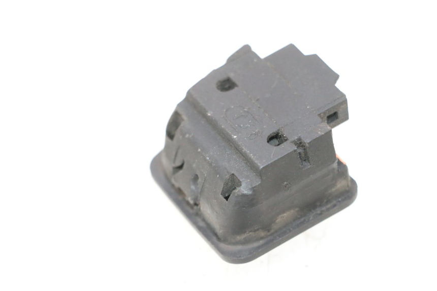 photo de HEADLIGHT HIGH BEAM SWITCH SYM ORBIT III 3 4T 50 (2018 - 2021) - Component detail