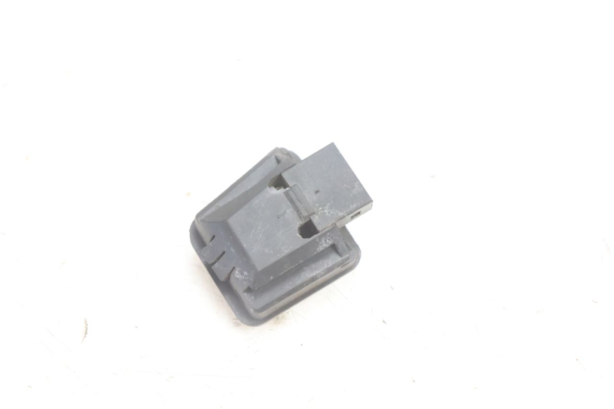 photo de HEADLIGHT SWITCH JM MOTORS SANTANA EVO 50 (2024 - 2026) - Technical close-up
