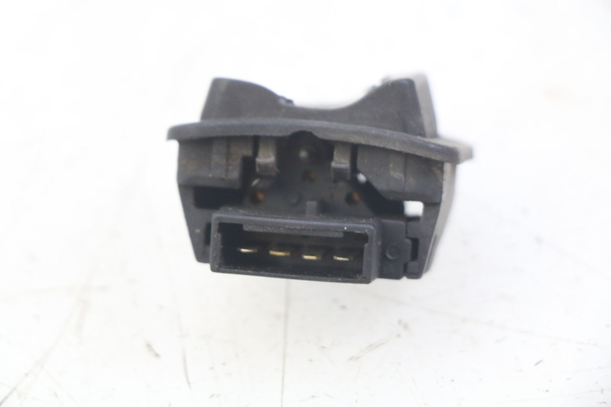 photo de HEADLIGHT HIGH BEAM SWITCH APRILIA SR 2T 50 (2012 - 2017) - Component detail