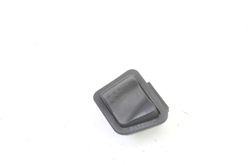 photo de HEADLIGHT SWITCH PIAGGIO SUPER LX 125 (2000 - 2003) - Main view