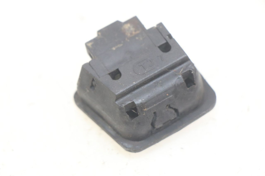 photo de HEADLIGHT HIGH BEAM SWITCH PEUGEOT TWEET 4T 50 (2018 - 2022) - Zoom on usage condition