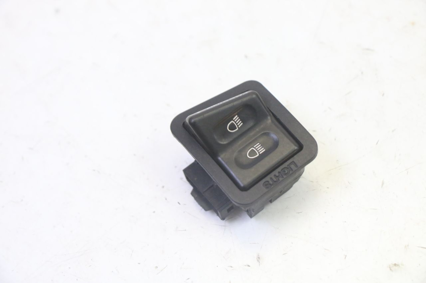 photo de HEADLIGHT SWITCH PEUGEOT TWEET PRO CARGO 50 (2018 - 2022) - Component detail