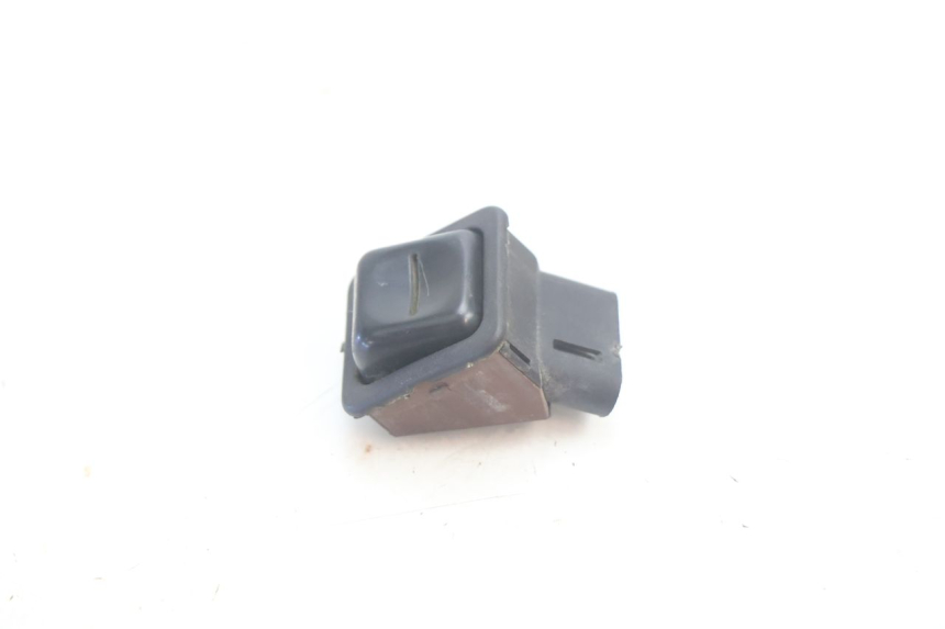 photo de HEADLIGHT SWITCH PIAGGIO TYPHOON 50 (1993 - 1999) - Component detail