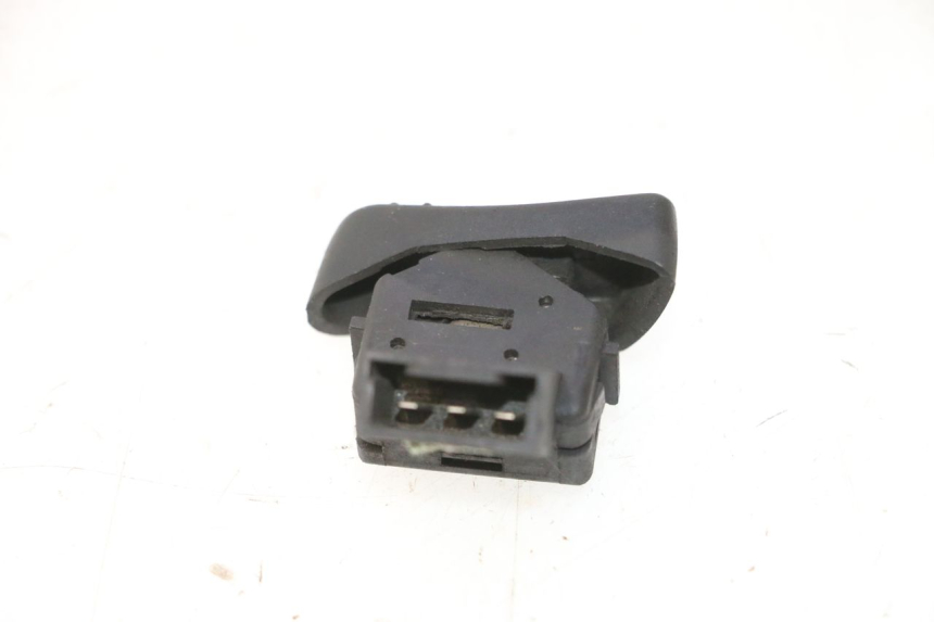 photo de HEADLIGHT HIGH BEAM SWITCH PIAGGIO VESPA LX 2T 50 (2005 - 2013) - Zoom on usage condition