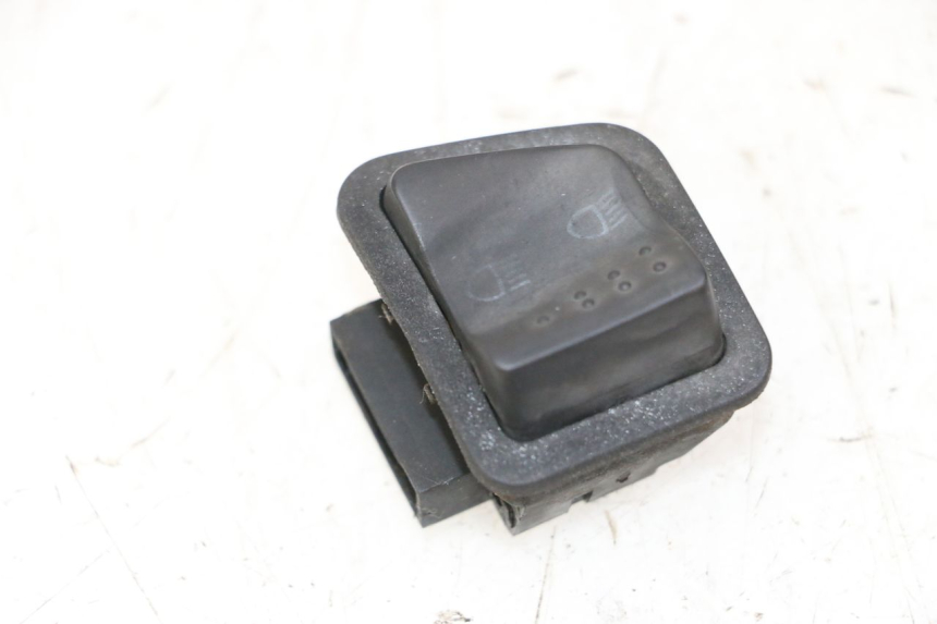 photo de HEADLIGHT HIGH BEAM SWITCH PIAGGIO XEVO - X EVO 125 (2007 - 2017) - Component detail