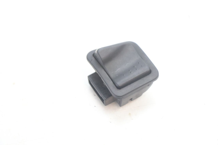 photo de HEADLIGHT SWITCH PIAGGIO ZIP 4T 50 (2006 - 2017) - Component detail