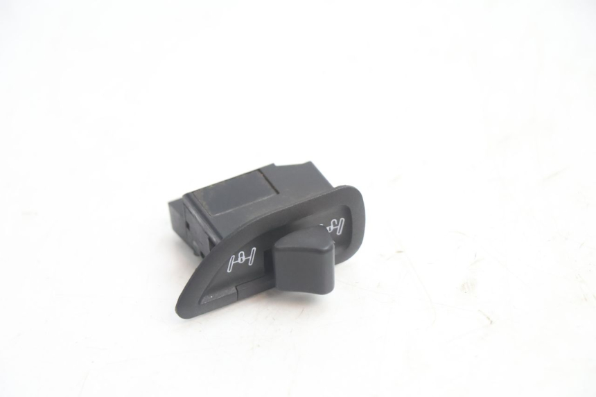 photo de COMMODO ROLL LOCK PIAGGIO MP3 LT 400 (2007 - 2012) - Main view