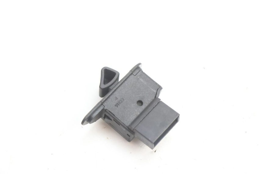 photo de COMMODO ROLL LOCK PIAGGIO MP3 LT 400 (2007 - 2012) - Zoom on usage condition