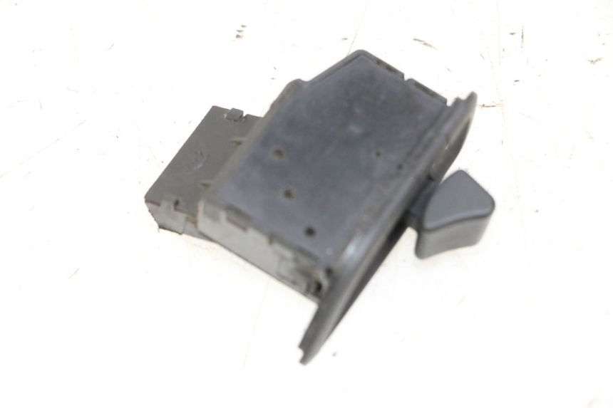 photo de ROLL LOCK SWITCH PIAGGIO MP3 500 (2014 - 2017) - Component detail