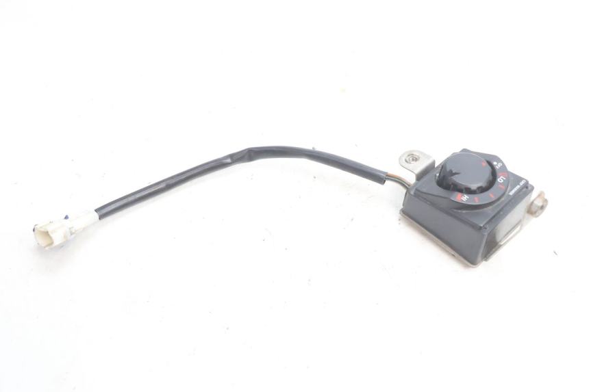 photo de SWITCH YAMAHA TDM ABS 900 (2002 - 2014) - Zoom on usage condition