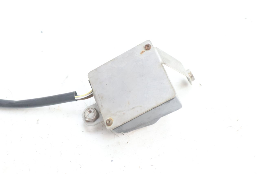 photo de SWITCH YAMAHA TDM ABS 900 (2002 - 2014) - Technical close-up