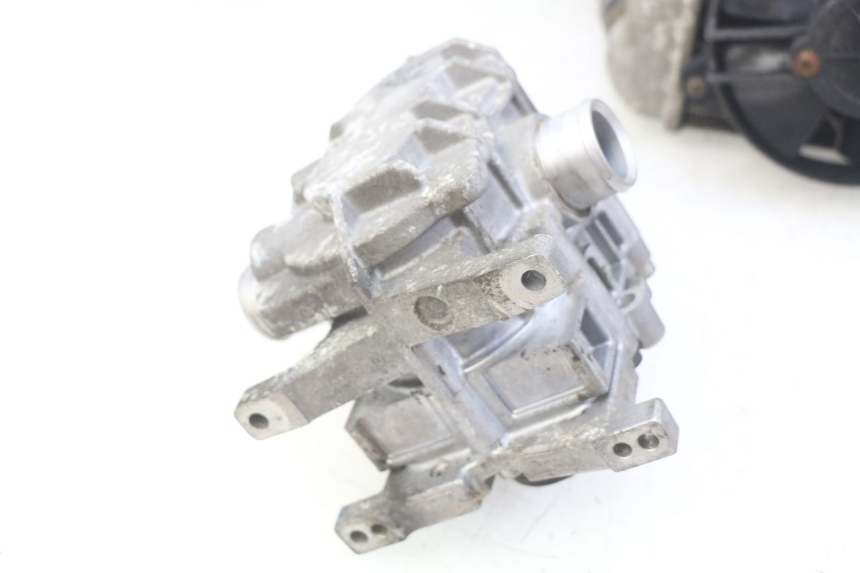 photo de COMPRESSOR PEUGEOT SATELIS COMPRESSOR K15 125 (2006 - 2009) - Component zoom