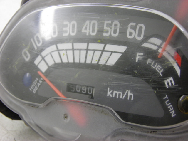 photo de SPEEDOMETER HONDA NH VISION 50 (1985 - 1994) - Alternative perspective