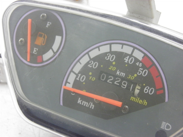 photo de SPEEDOMETER ROADSIGN WALLABY 50 (2009 - 2014) - Component detail