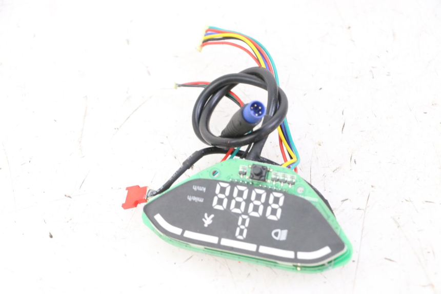 photo de SPEEDOMETER URBANGLIDE 100XS 1 - Main view