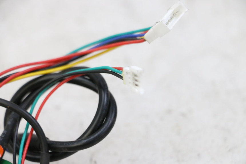 photo de SPEEDOMETER URBANGLIDE 100XS 1 - Technical close-up