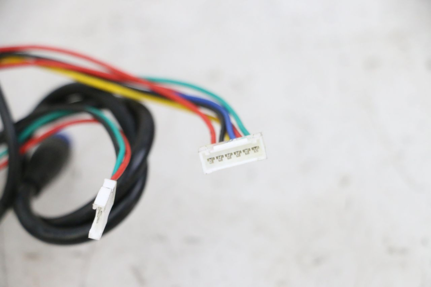 photo de SPEEDOMETER URBANGLIDE 100XS 1 - Fixing points details