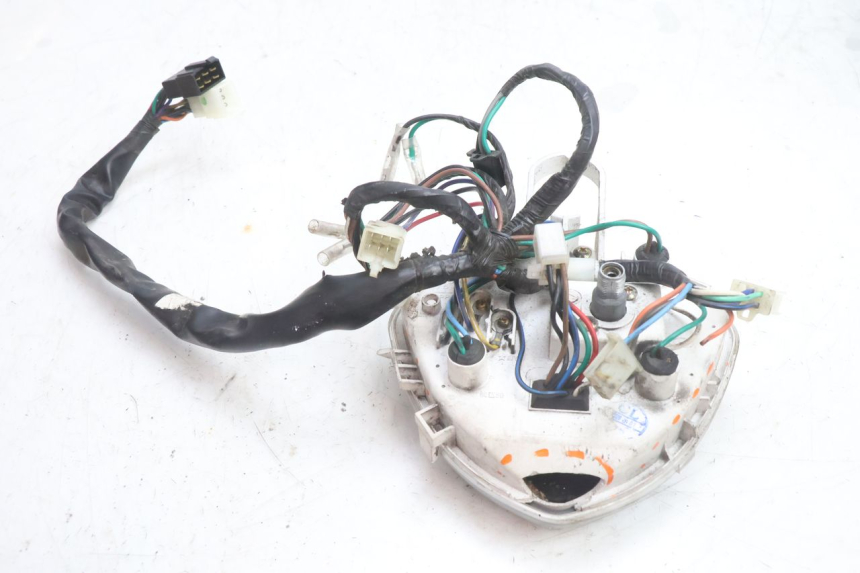 photo de SPEEDOMETER KYMCO AGILITY 16+ 4T 50 (2018 - 2023) - Surface and material condition