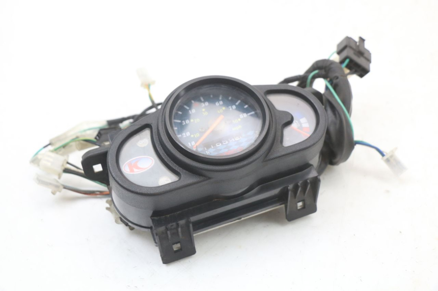 photo de SPEEDOMETER KYMCO AGILITY 4T 50 (2018 - 2022) - Fixing points details