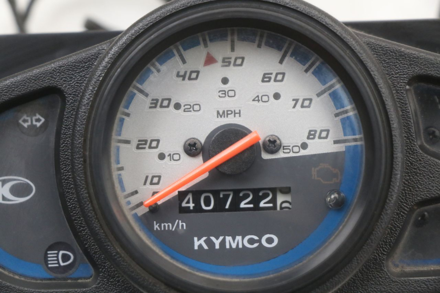 photo de SPEEDOMETER KYMCO AGILITY 4T 50 (2018 - 2022) - Alternative perspective