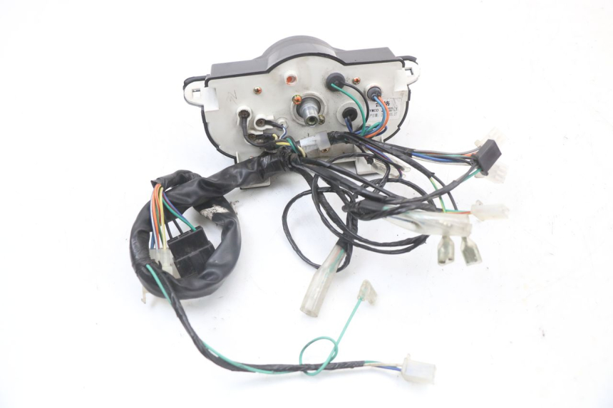 photo de SPEEDOMETER KYMCO AGILITY 4T 50 (2018 - 2022) - Fixing points details