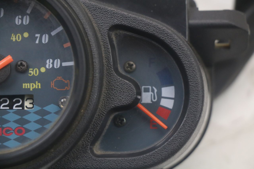 photo de SPEEDOMETER KYMCO AGILITY 4T 50 (2018 - 2022) - Technical close-up