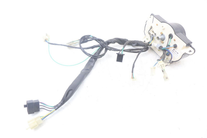 photo de SPEEDOMETER KYMCO AGILITY 4T 50 (2018 - 2022) - Surface and material condition