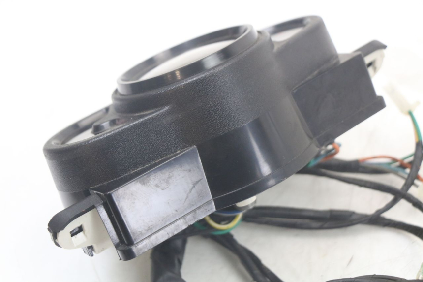 photo de SPEEDOMETER KYMCO AGILITY 4T 50 (2018 - 2022) - Fixing points details