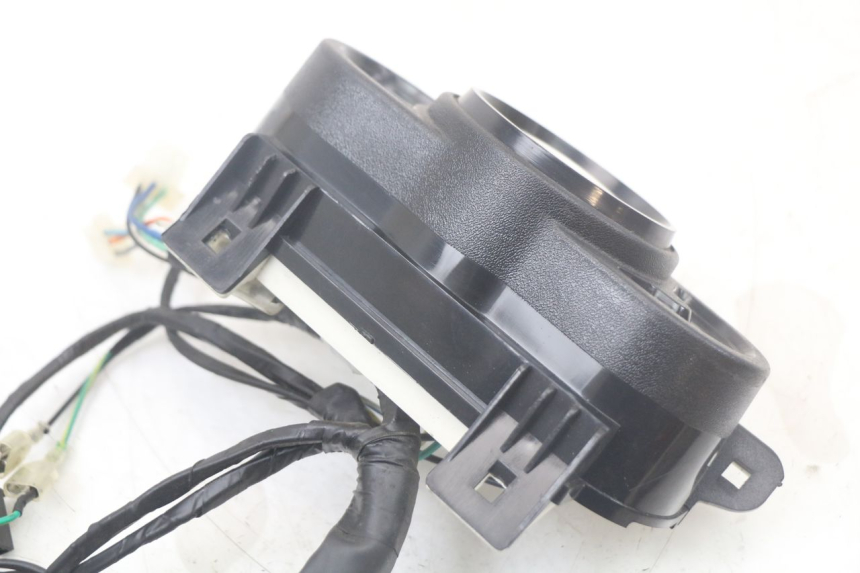 photo de SPEEDOMETER KYMCO AGILITY 4T 50 (2018 - 2022) - Surface and material condition