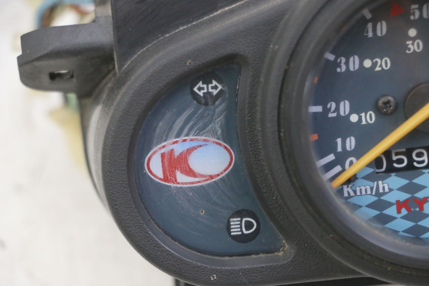photo de SPEEDOMETER KYMCO AGILITY 4T 50 (2005 - 2018) - High-resolution close-up
