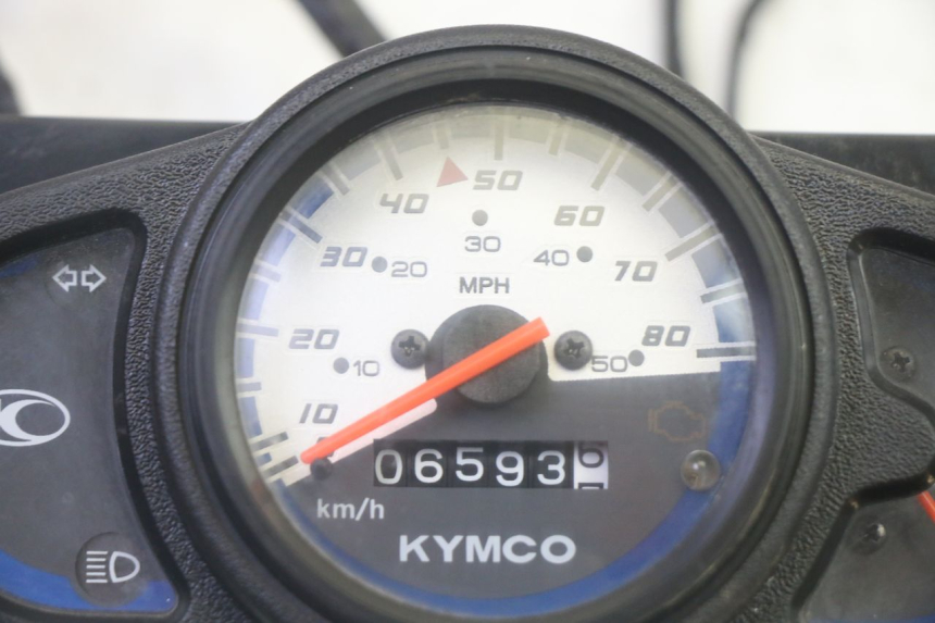 photo de SPEEDOMETER KYMCO AGILITY 4T 50 (2018 - 2022) - Alternative perspective